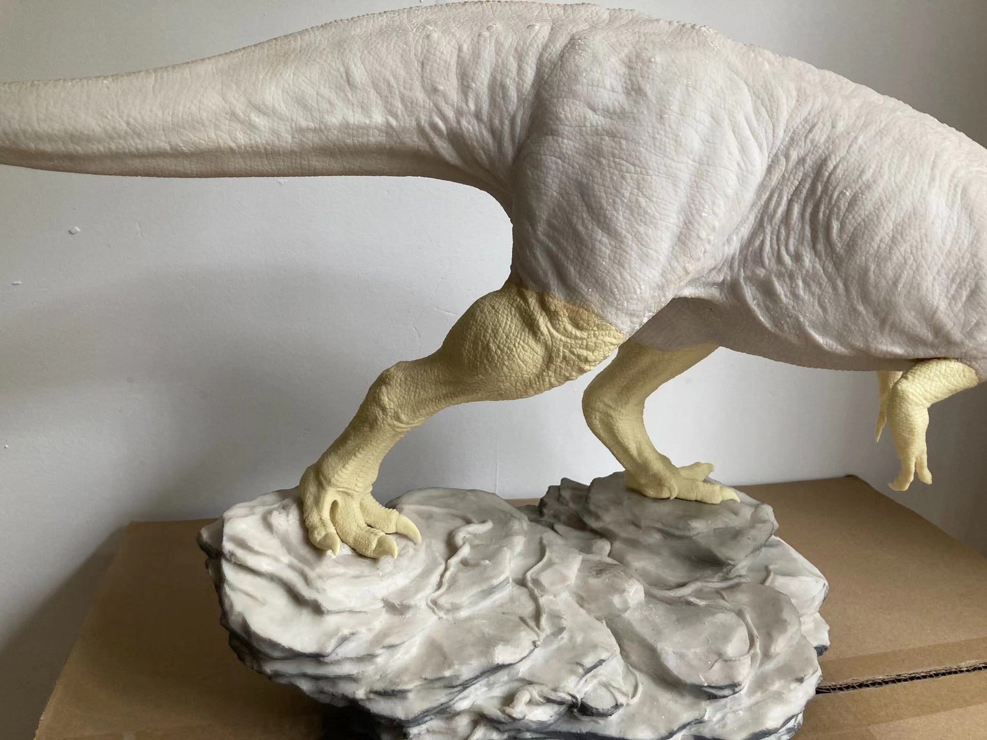 MuSee 1/10 Scale Lythronax argestes VS Diabloceratops Scene Statue