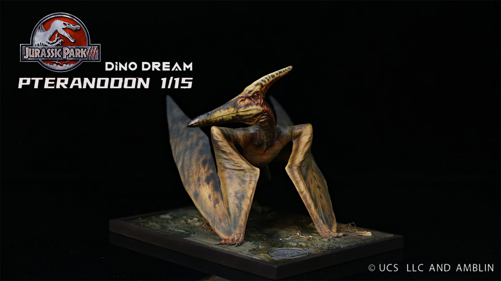DINO DREAM 1:15 Scale Pteranodon Scene Statue