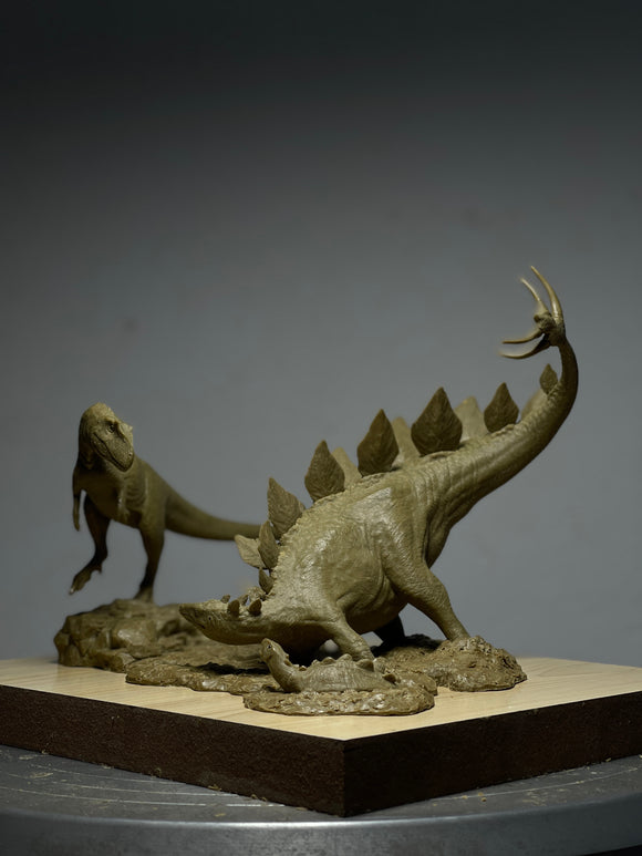 Sensen 1:64 Scale Allosaurus VS Stegosaurus Scene Statue