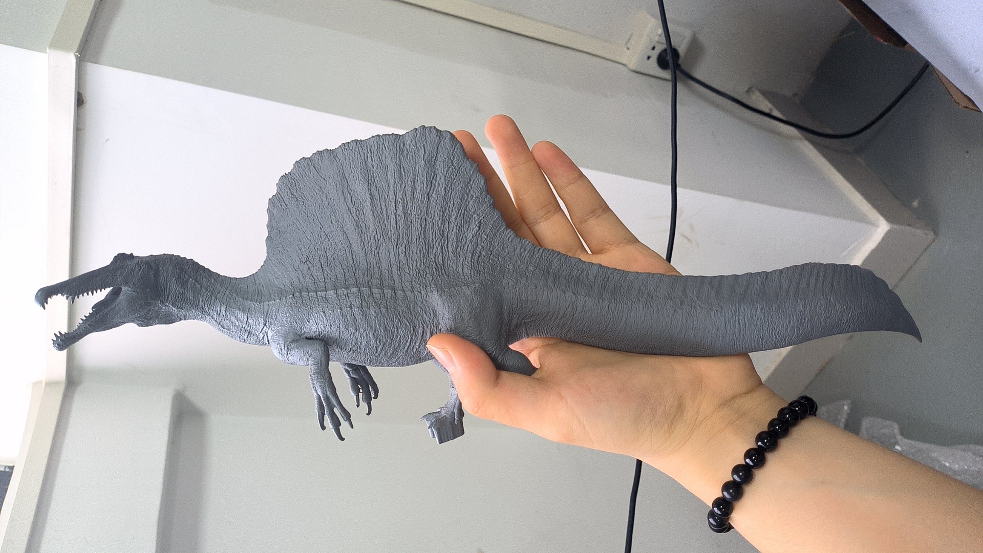SHOWANNA 1:35 Scale Spinosaurus Statue
