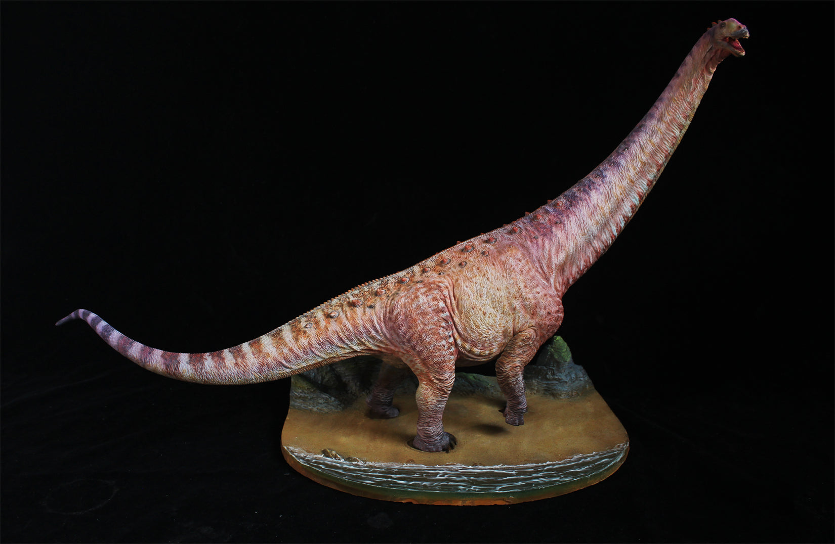 BAILAN Studio 1/35 Scale Paralititan Statue