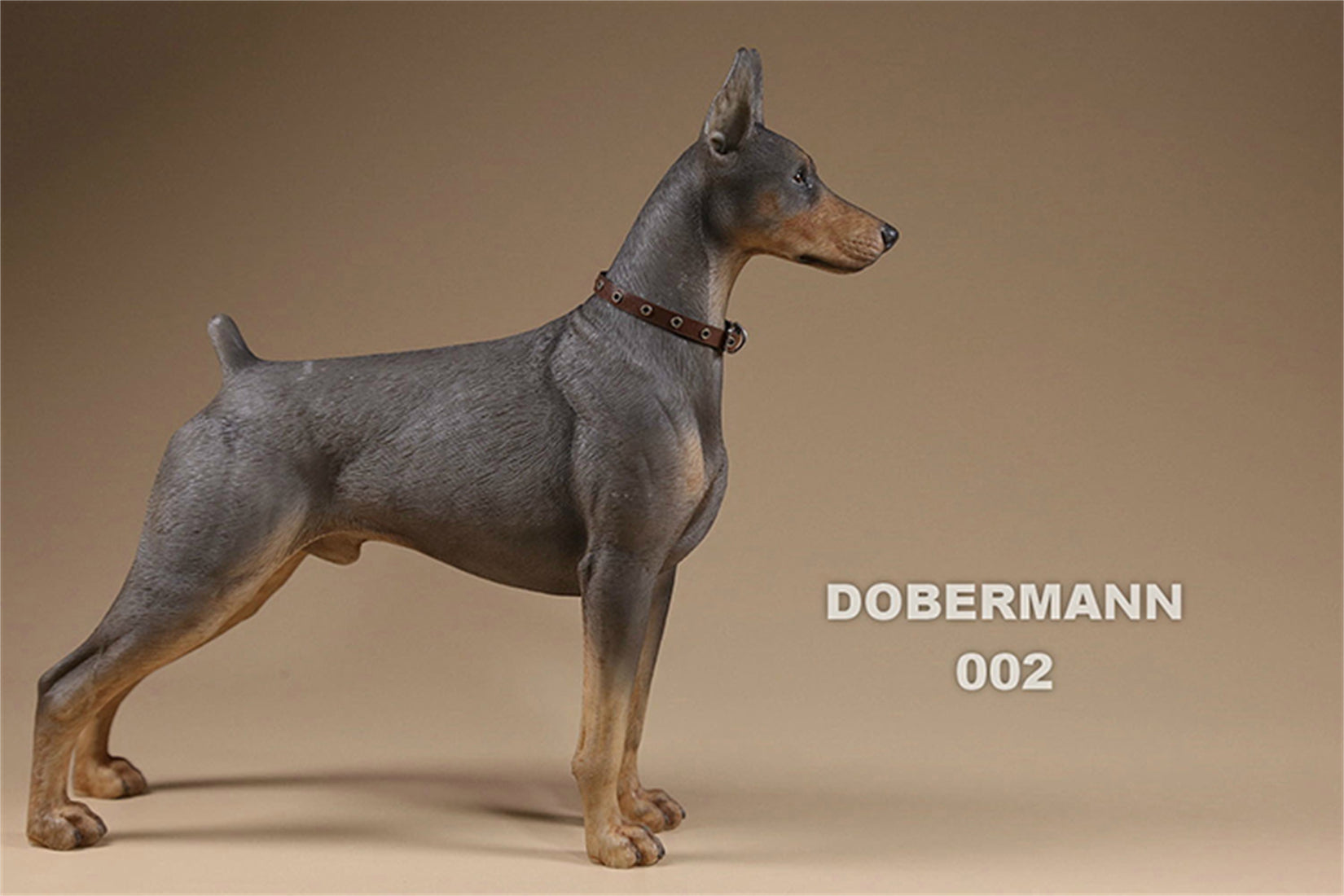 1/6 Dobermann Figure