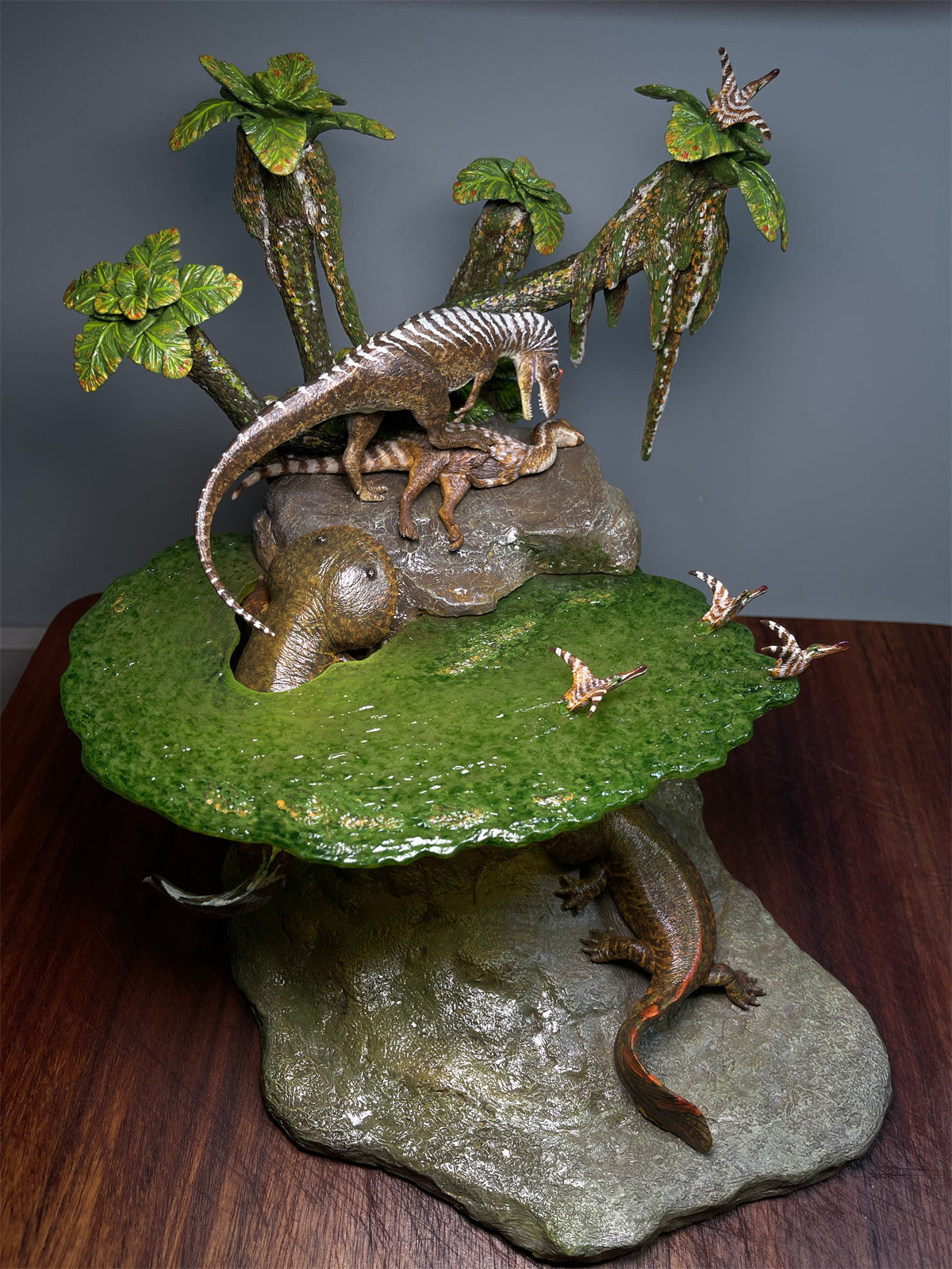 Sensen 1:20 Scale Polar Allosaur Leaellynasaura Koolasuchus Scene Model