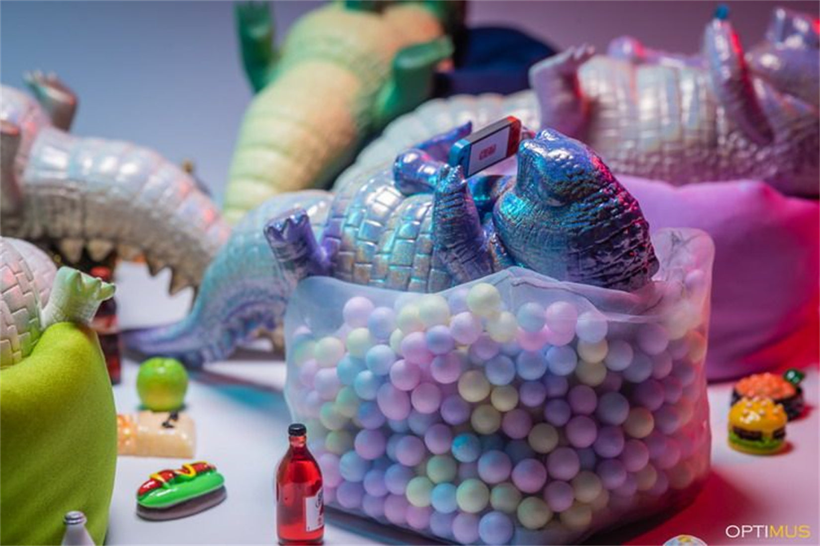 1/6 Scale Lazy Critters – Animals Lounging on the Sofa