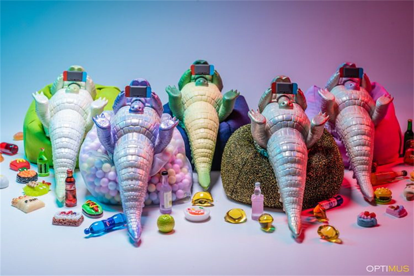 1/6 Scale Lazy Critters – Animals Lounging on the Sofa