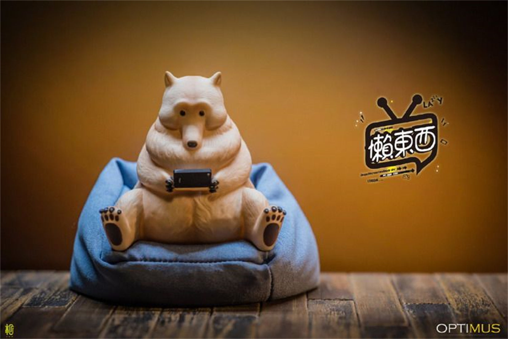 1/6 Scale Lazy Critters – Animals Lounging on the Sofa