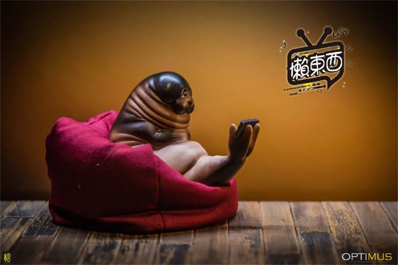 1/6 Scale Lazy Critters – Animals Lounging on the Sofa