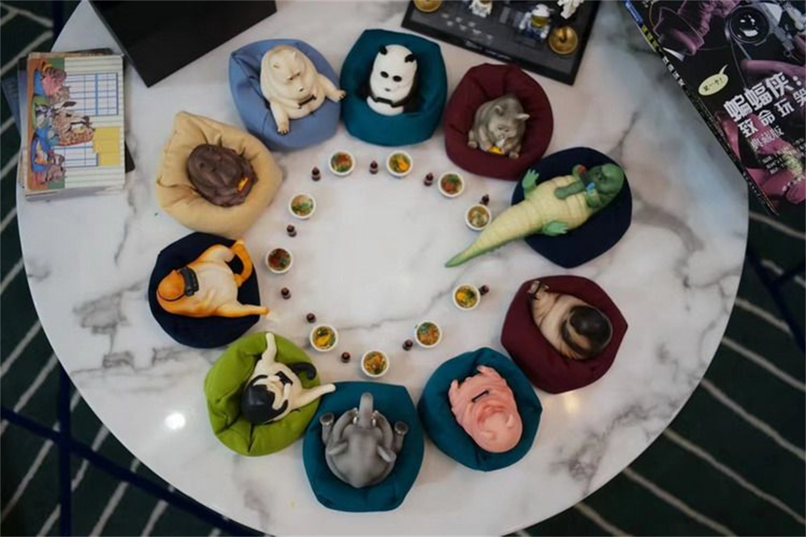 1/6 Scale Lazy Critters – Animals Lounging on the Sofa