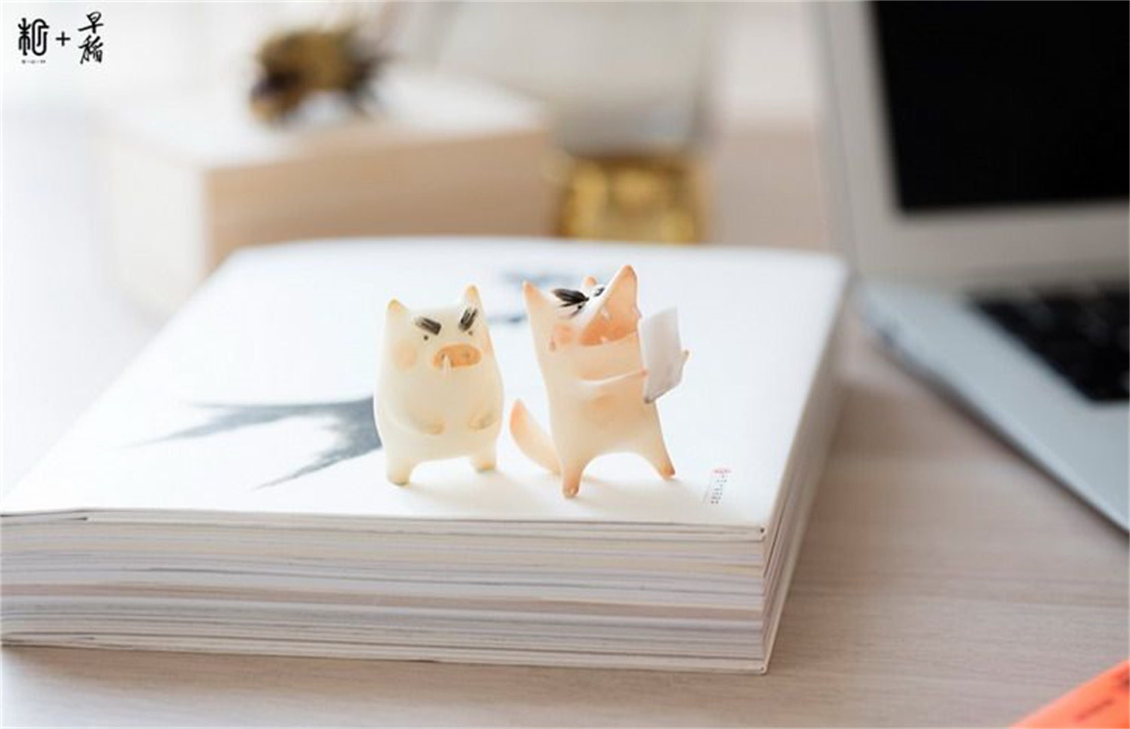 1/18 Scale PVC Quirky Piggy Desk Figurines