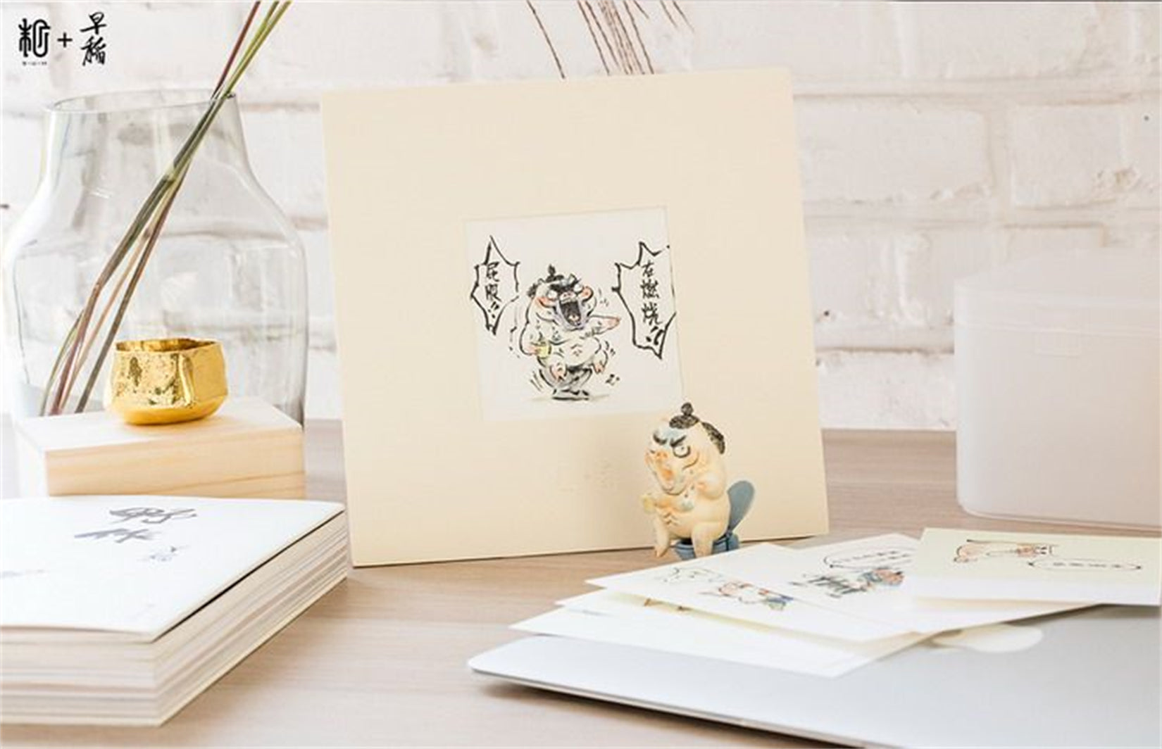 1/18 Scale PVC Quirky Piggy Desk Figurines