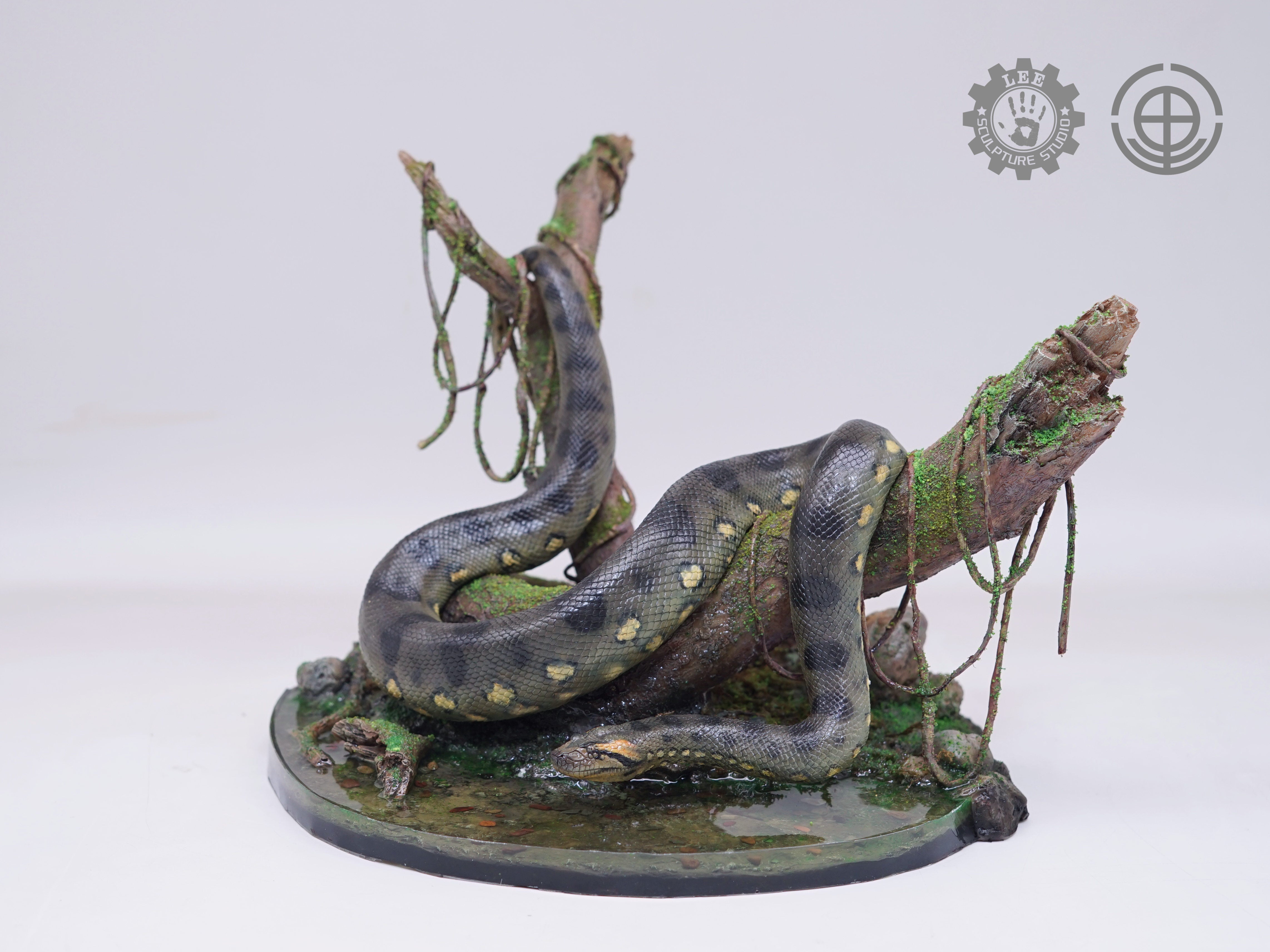 LEE Sculpture Studio 1/10 Scale Green anaconda Model