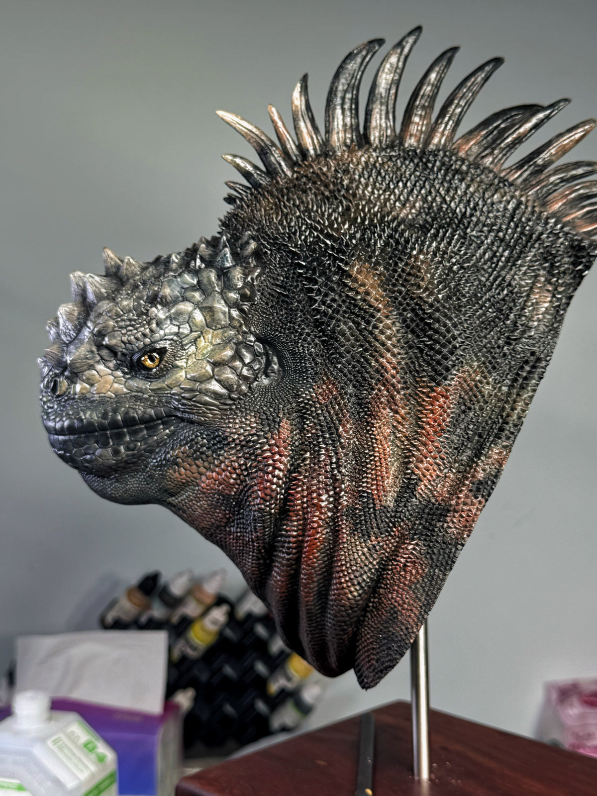 APHID STUDIO 1/1 Scale Marine iguana Bust Model