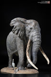 De CLAY Studio African Bush Elephant Scene Statue