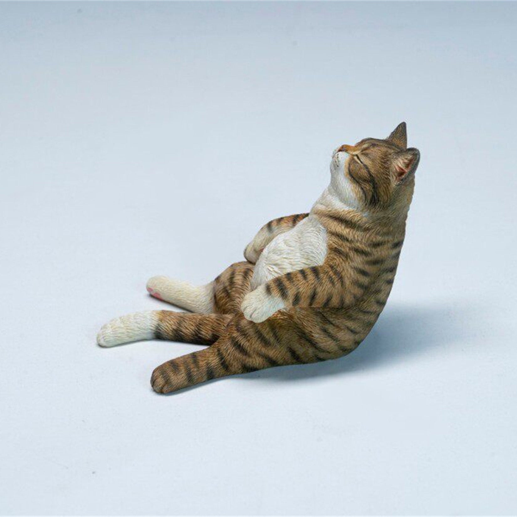 JXK Studio Lazy Cat on the Sofa Model