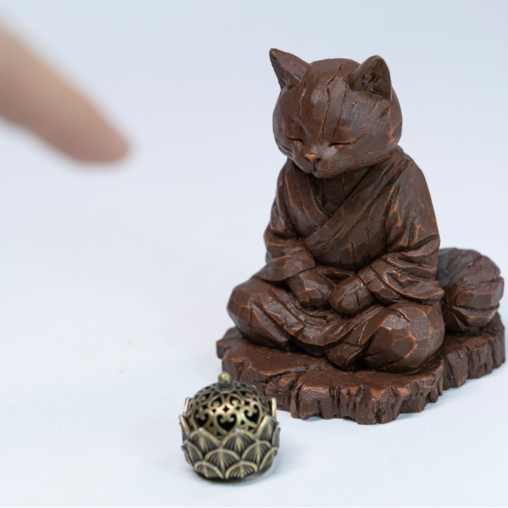 JXK Studio Wood‑Carved Zen Cat Figurine