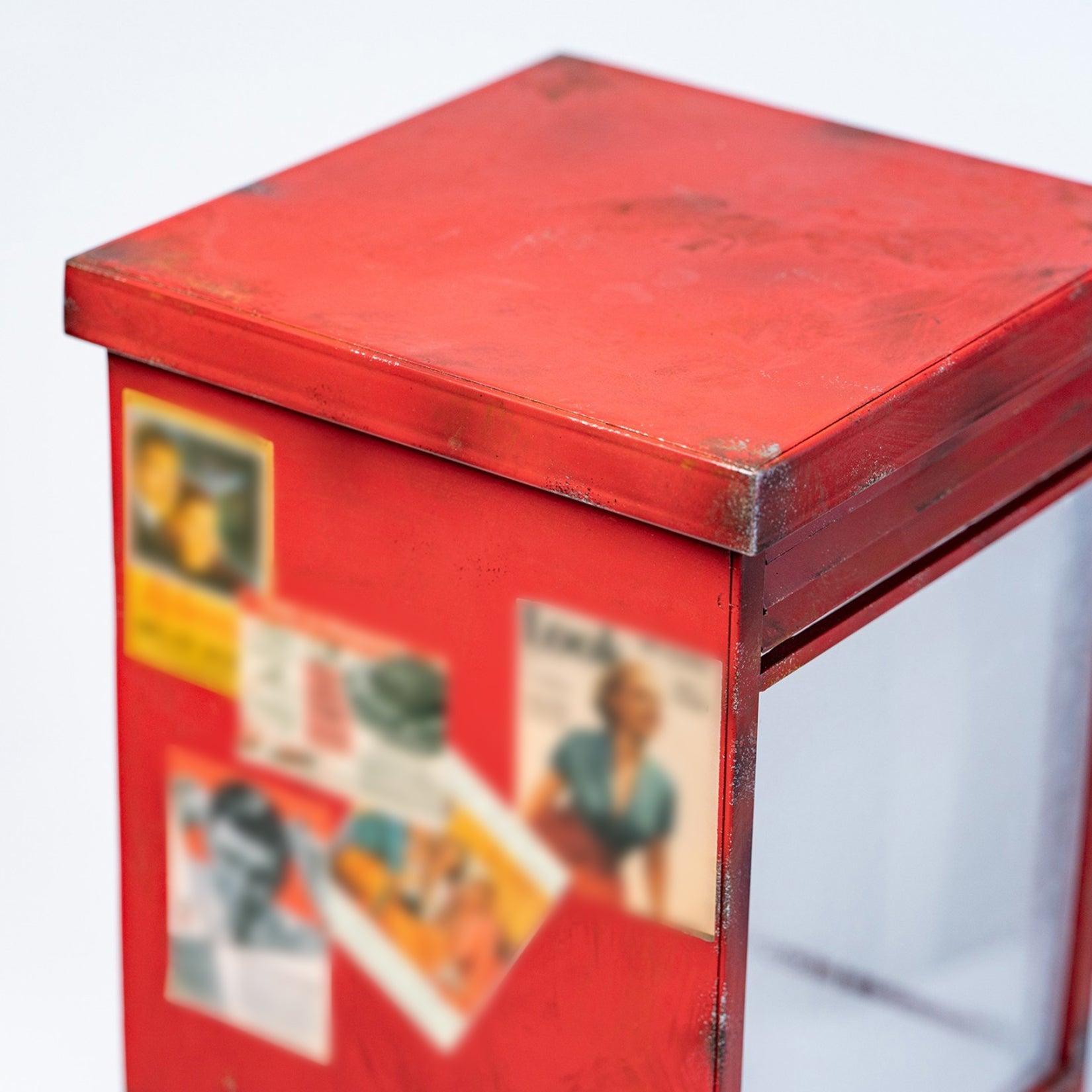 MMMTOYS 1:6 Scale Telephone Booth Model