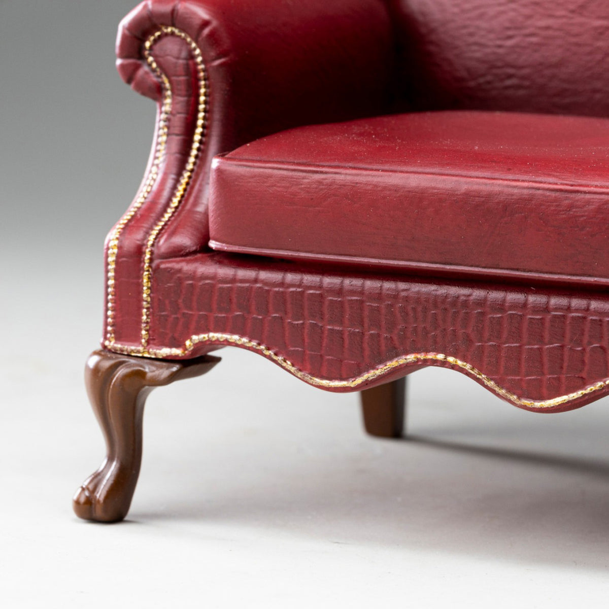 MMMTOYS Studio 1:12 Scale Burgundy Manor Armchair Model