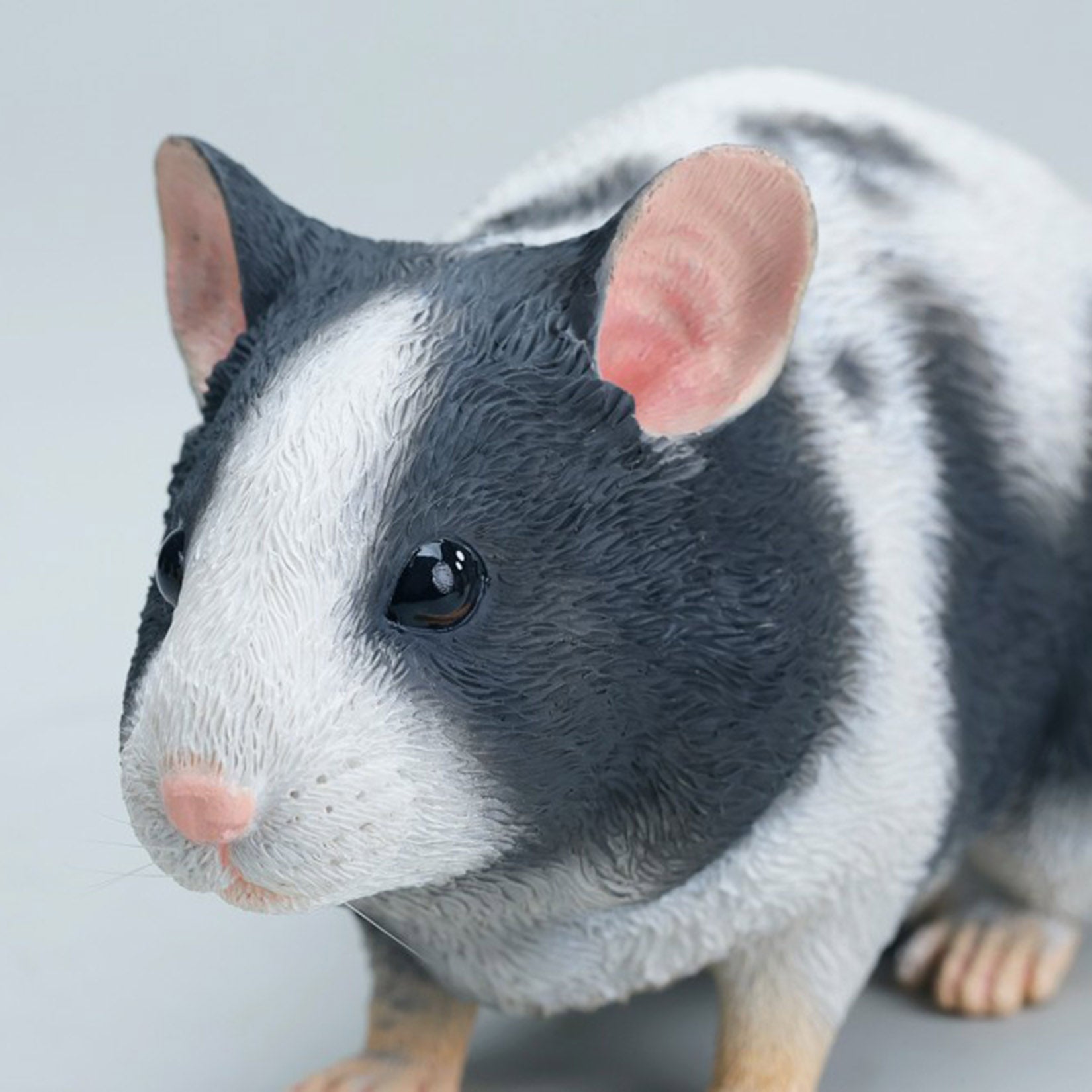 JXK 1:1 Scale House Mouse Figure