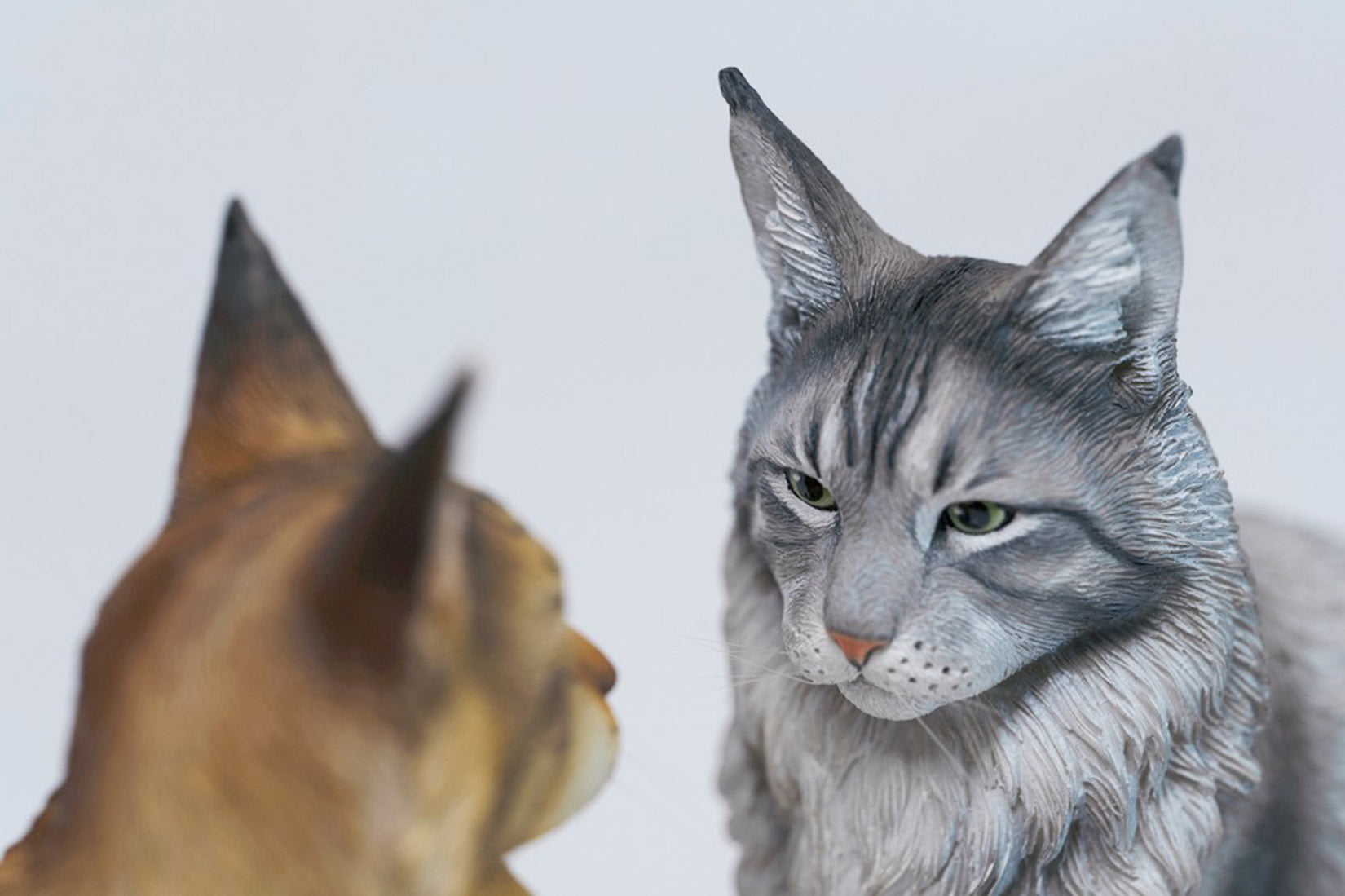 JXK Studio Sitting Upright Maine Coon Cat Model