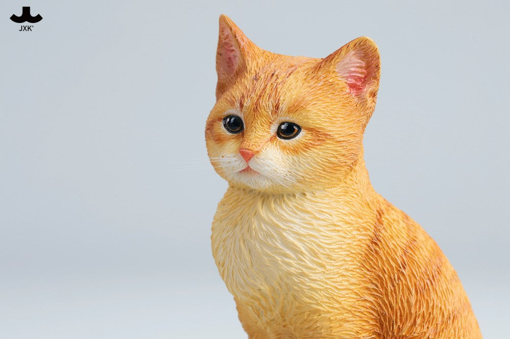 JXK Well-behaved Cat Sitting Figure