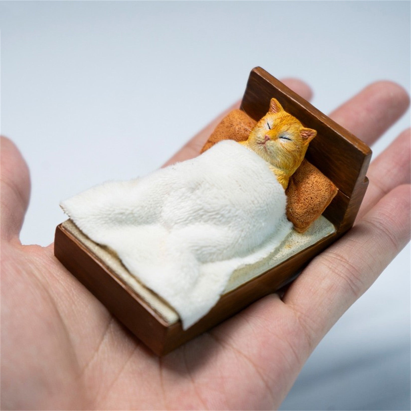 JXK Studio Small Sleeping Cat Model