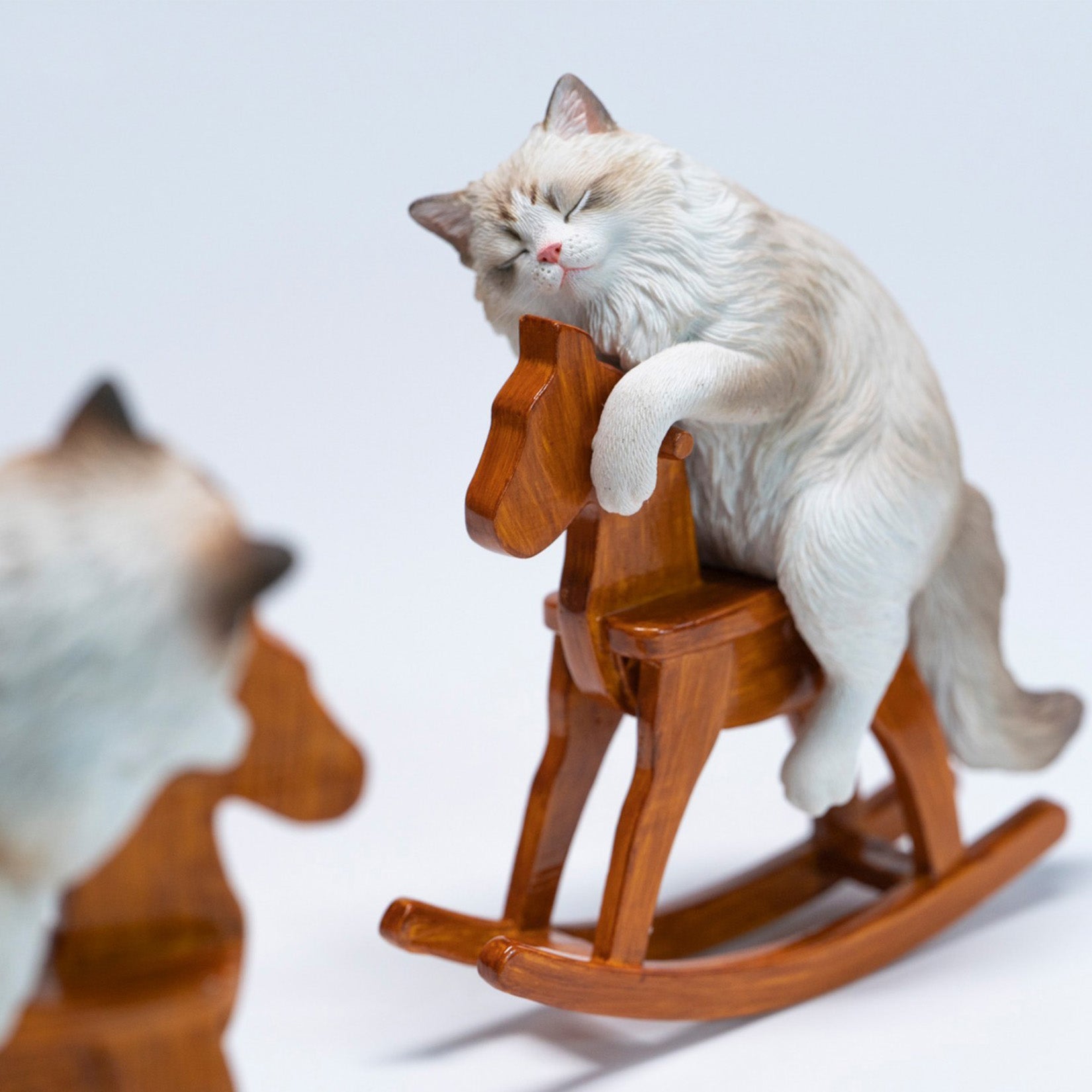 JXK Studio Wooden Horse Ragdoll Cat Figurine