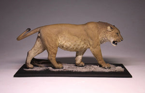 De CLAY Studio American lion Model