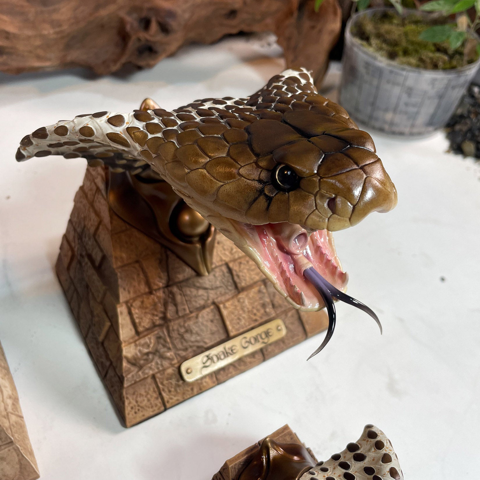 Snake Gorge Indian cobra Head Model