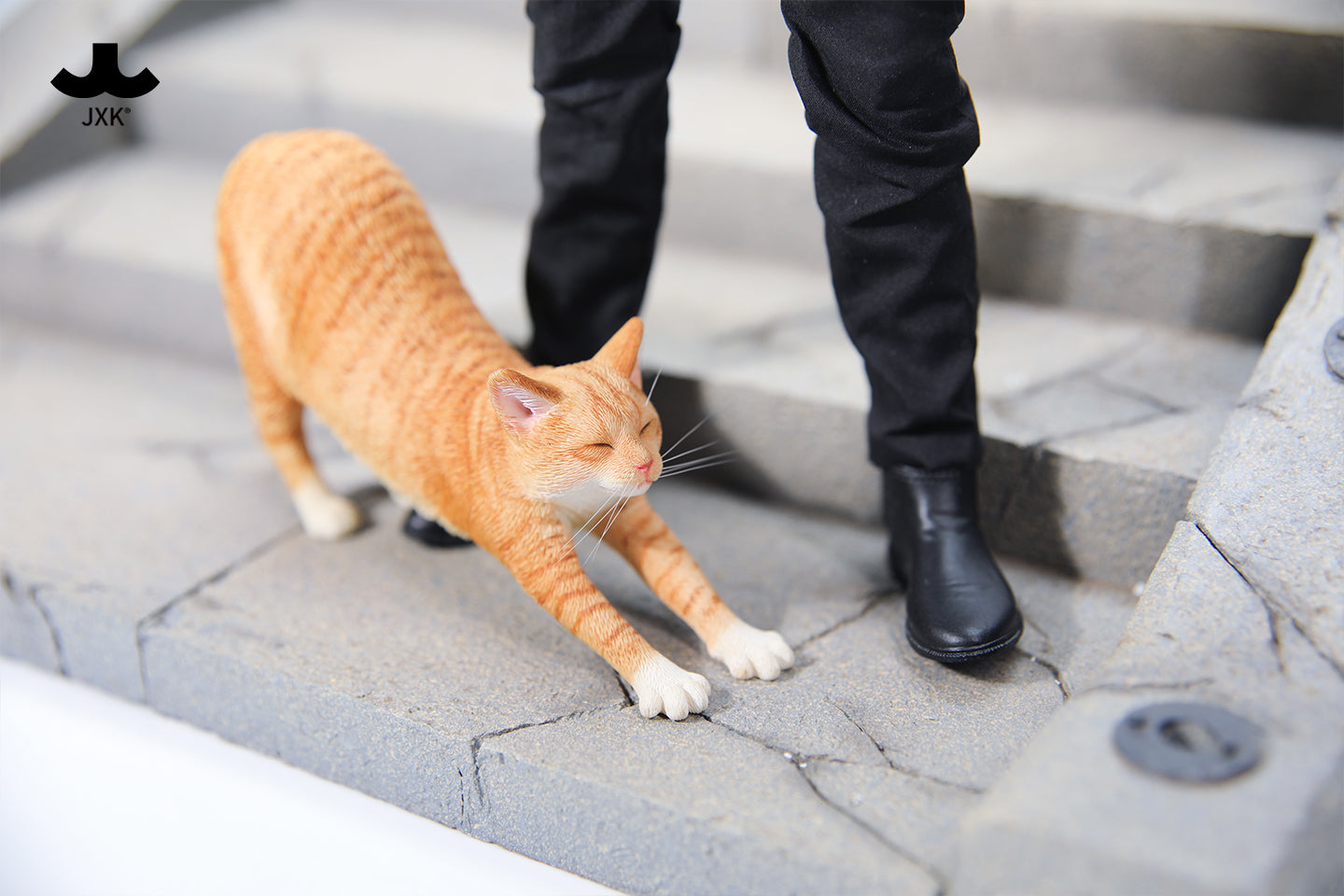 JXK 1/6 Stretching Cat Model