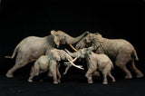 De CLAY Studio African Elephant battling bulls Statue