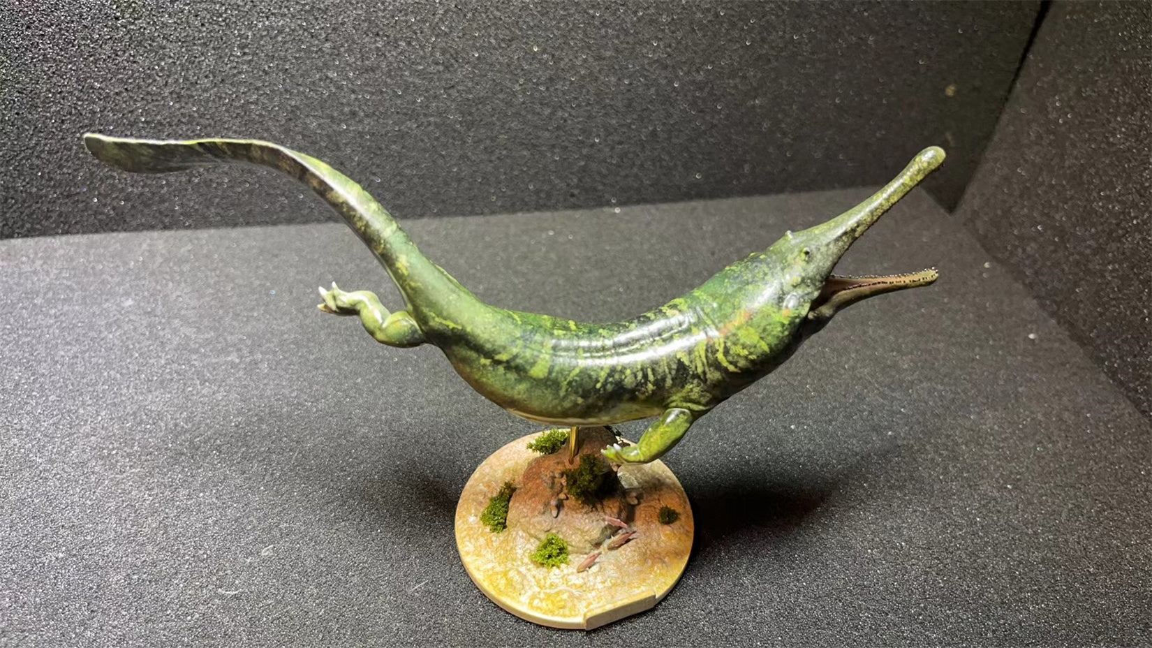 Alex Studio 1/35 Scale Prionosuchus Model