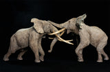 De CLAY Studio African Elephant battling bulls Statue