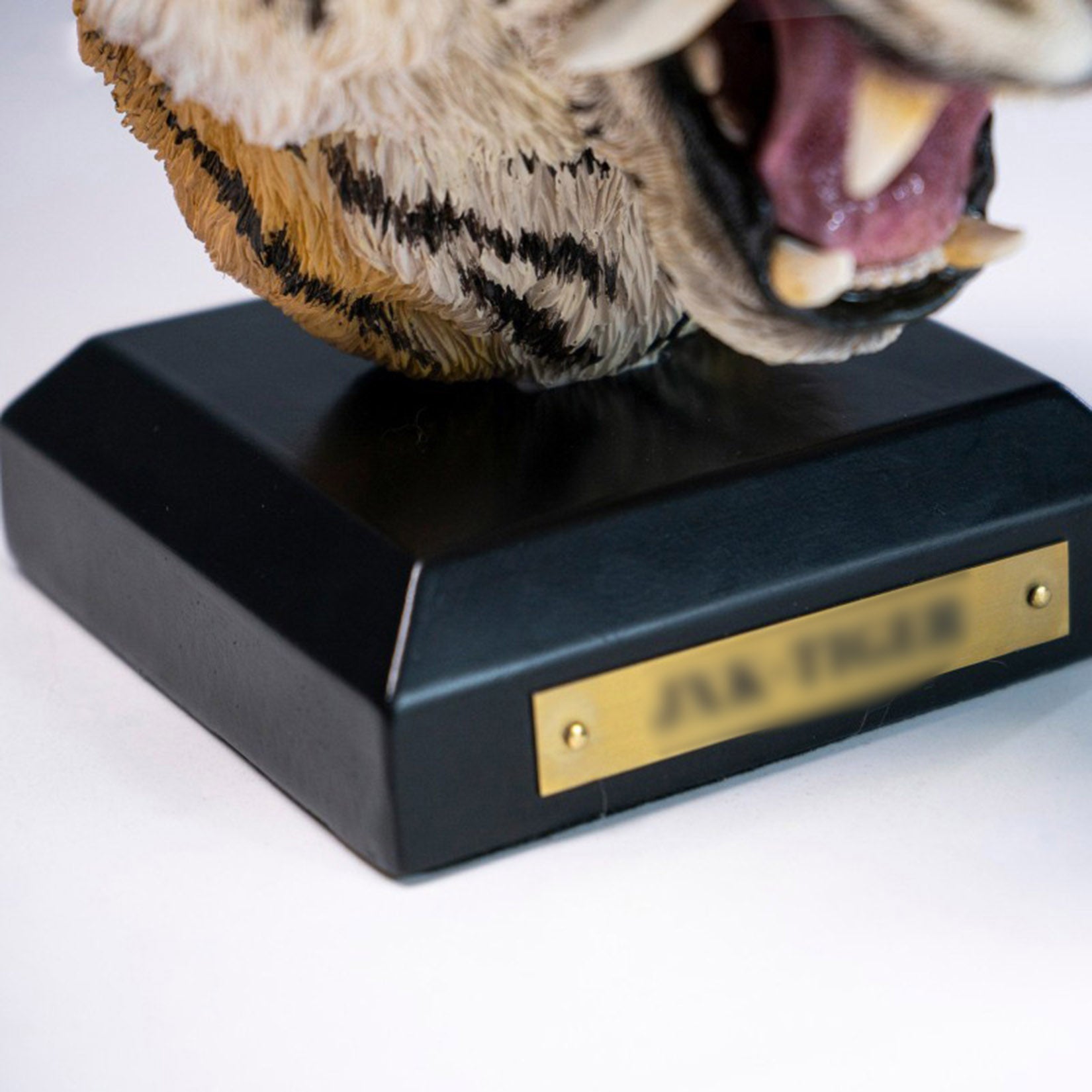 JXK Tiger Head Statue Figure