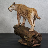 De CLAY Studio 1:10 Scale Smilodon populator Scene Statue Kit