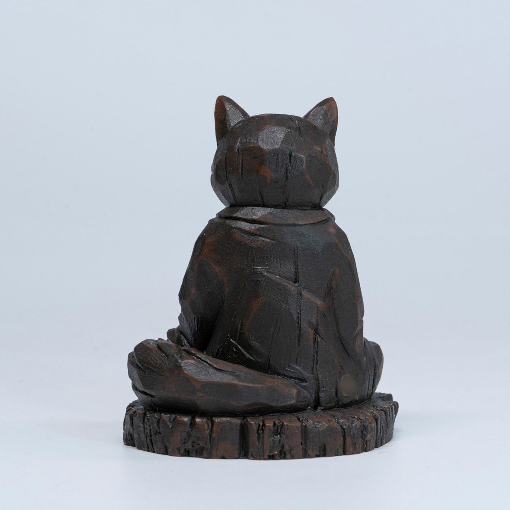 JXK Studio Wood‑Carved Zen Cat Figurine