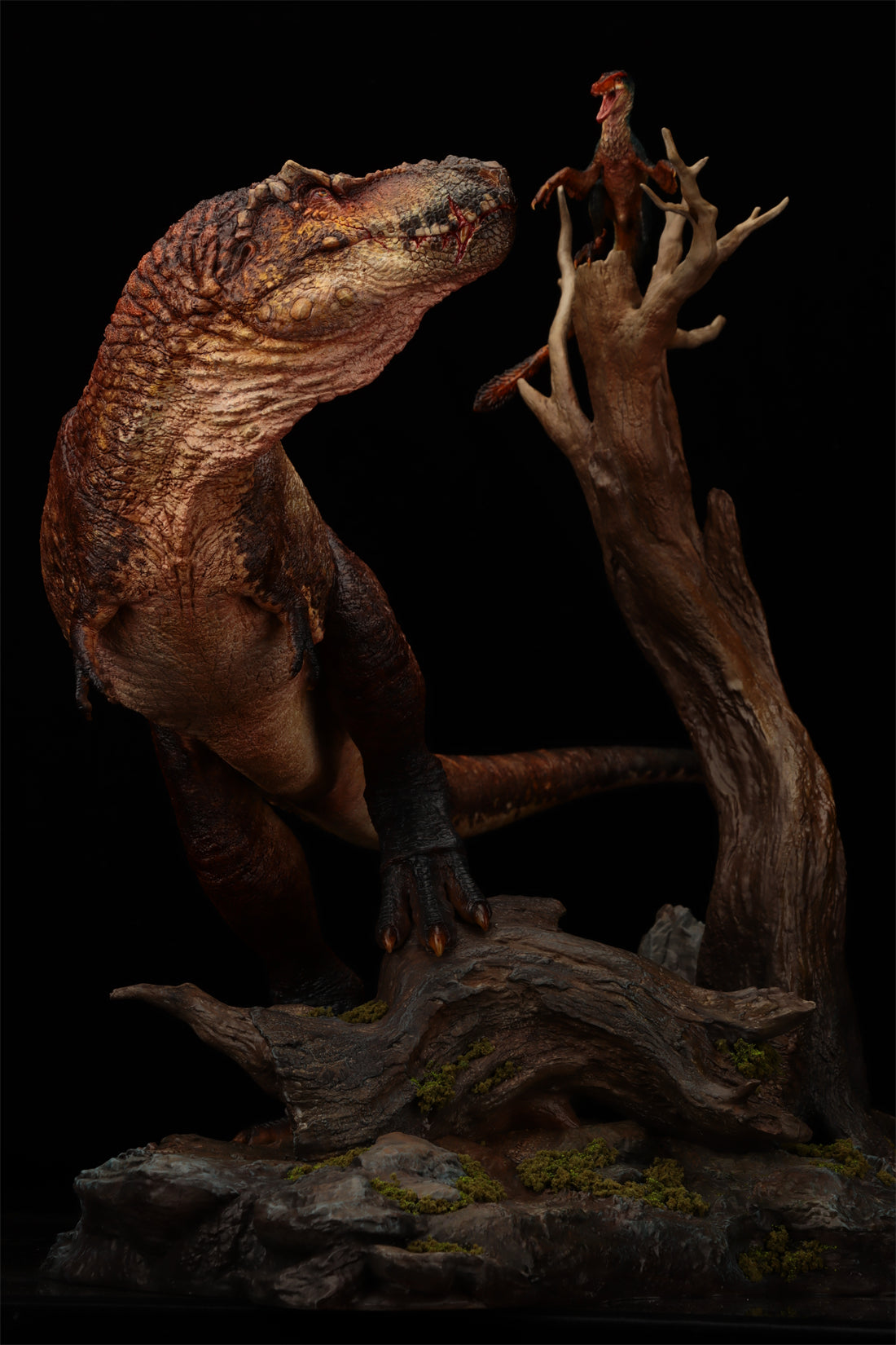 Ashine Alliance Tyrannosaurus Acheroraptor Scene Statue