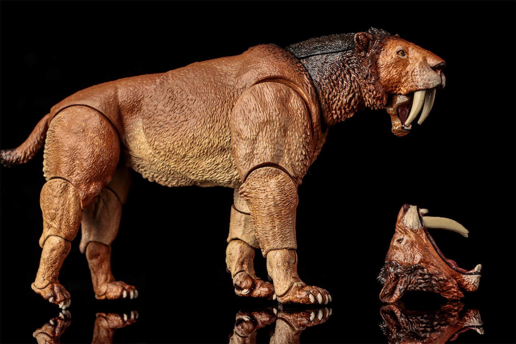 Bestien des Mesozoikums: Smilodon populator – Actionfigur im Maßstab 1:18
