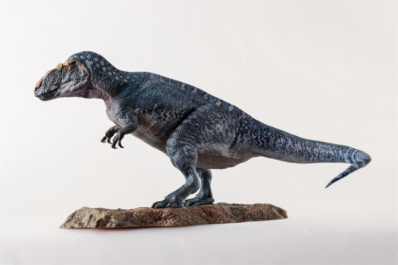 LANATIMESHOP 1/35 Scale Sinraptor dongi Theron Model
