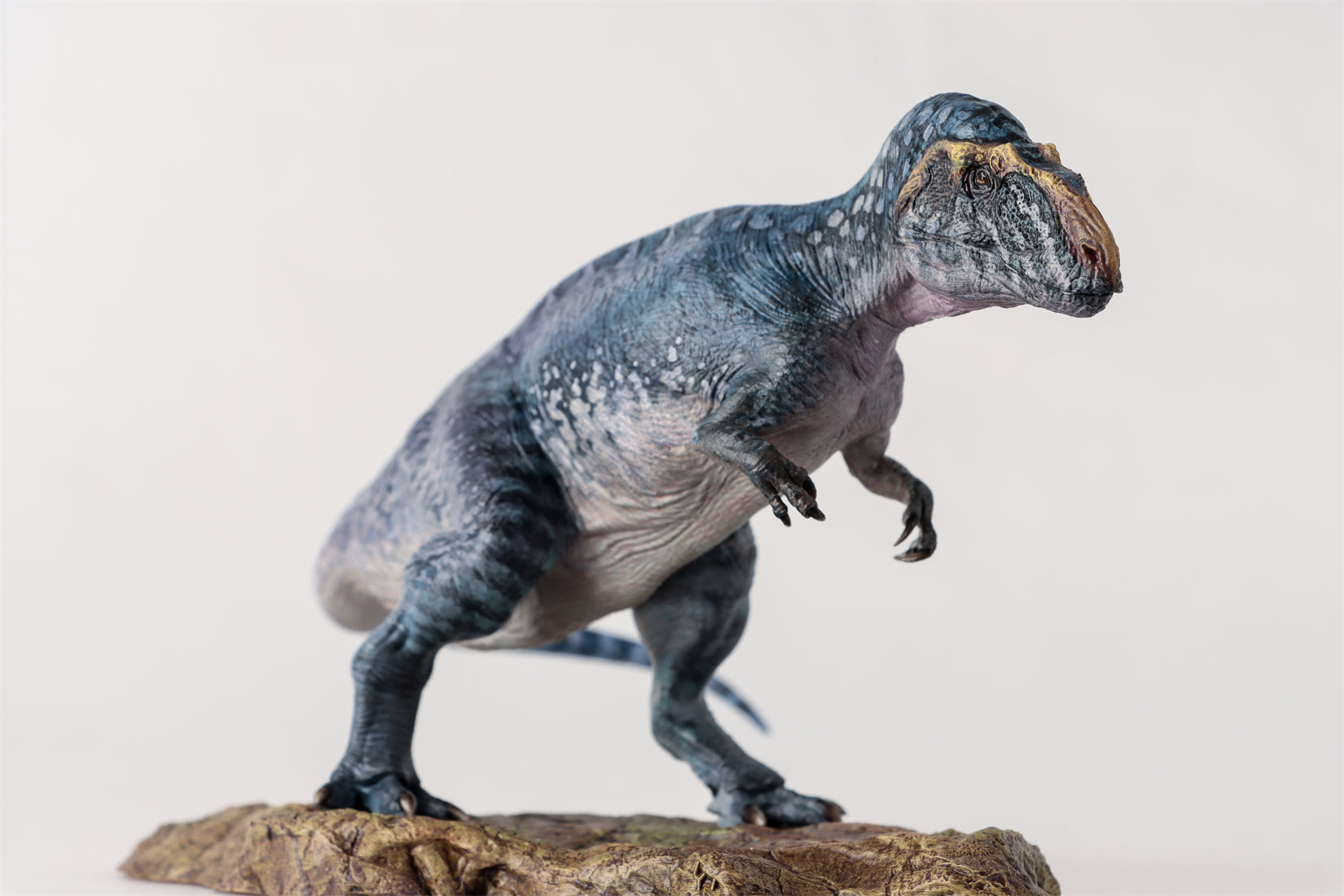 LANATIMESHOP 1/35 Scale Sinraptor dongi Theron Model