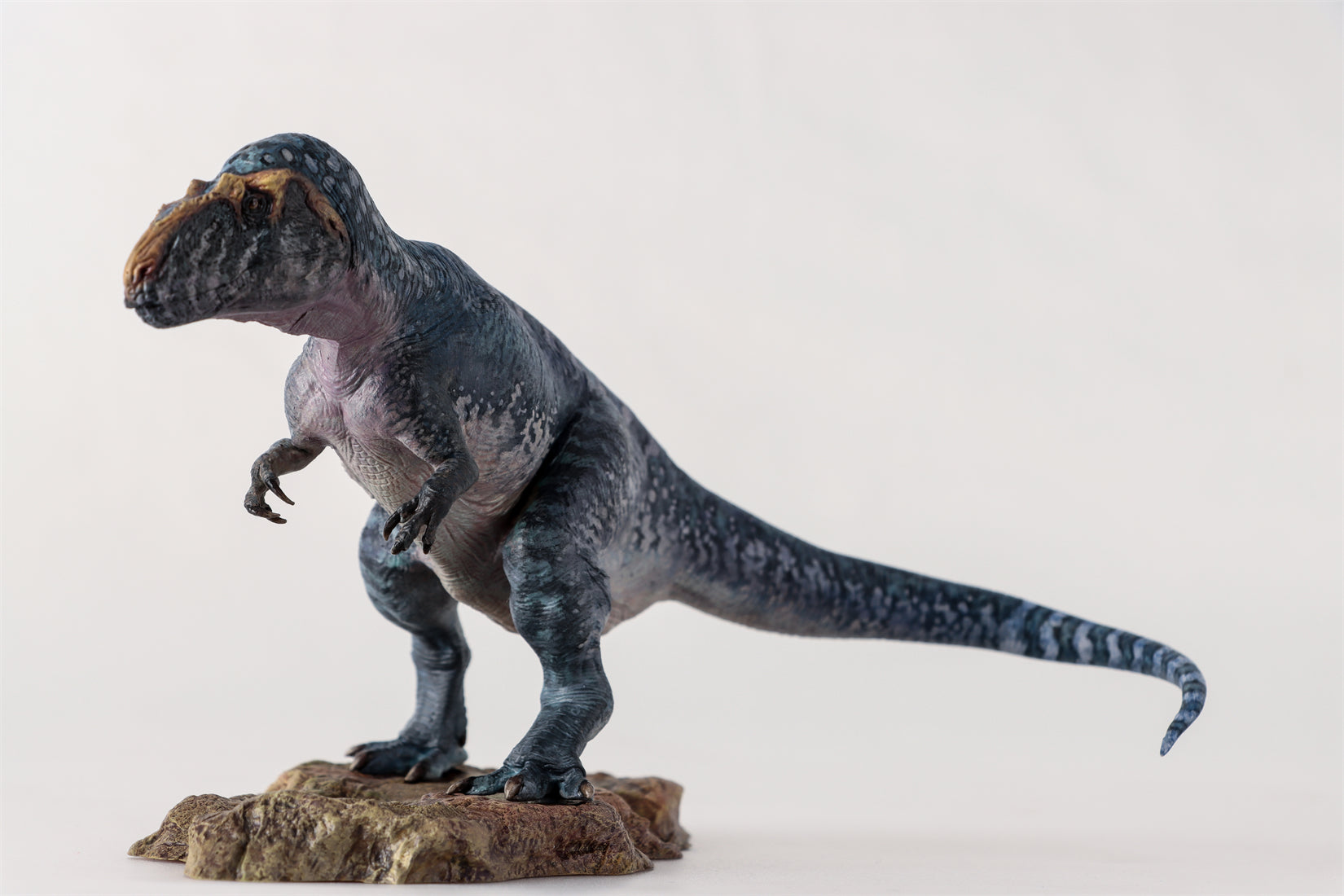 LANATIMESHOP 1/35 Scale Sinraptor dongi Theron Model