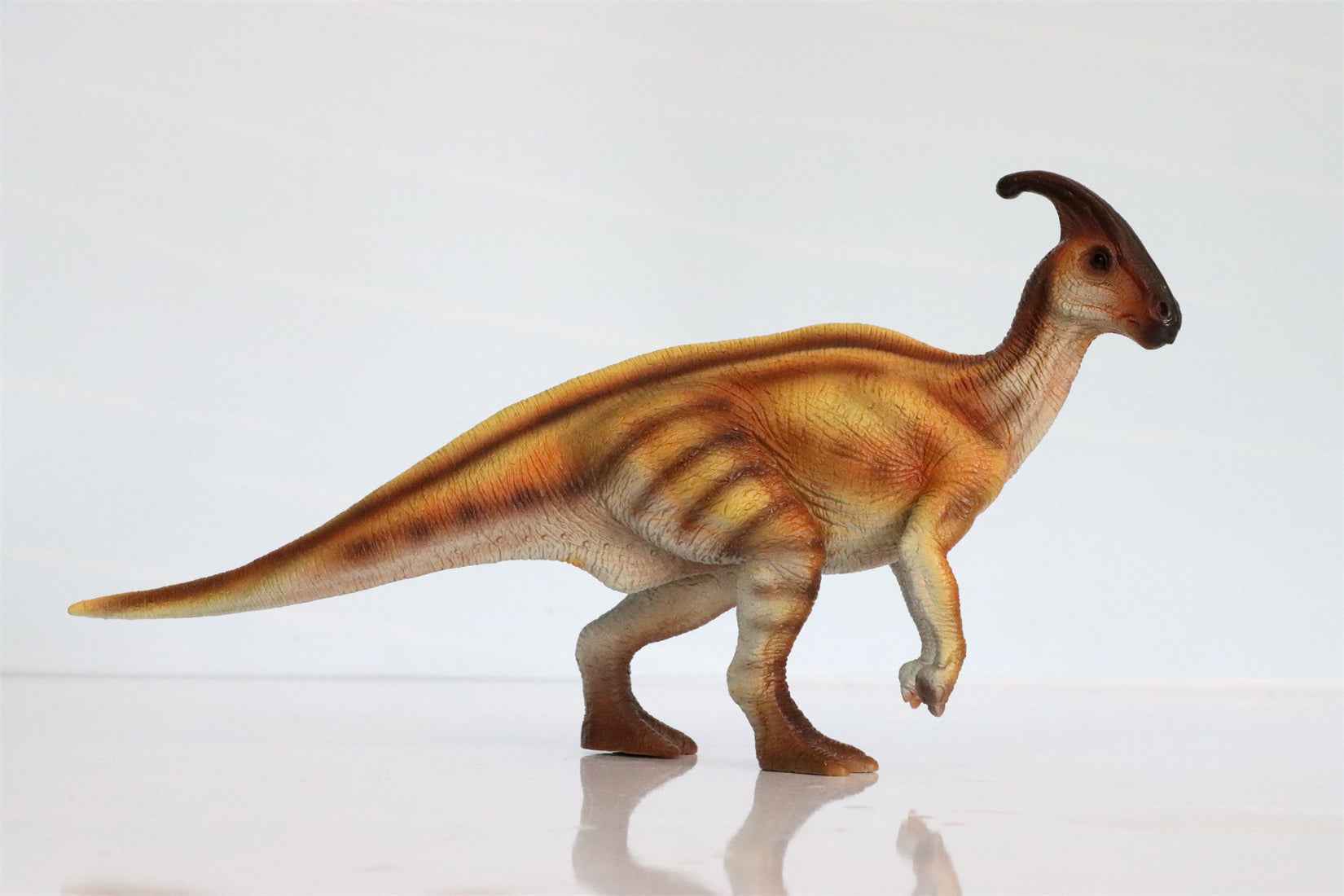 TNG Quetzalcoatlus Cryolophosaurus Saichania Sinosauropteryx Parasaurolophus Figure