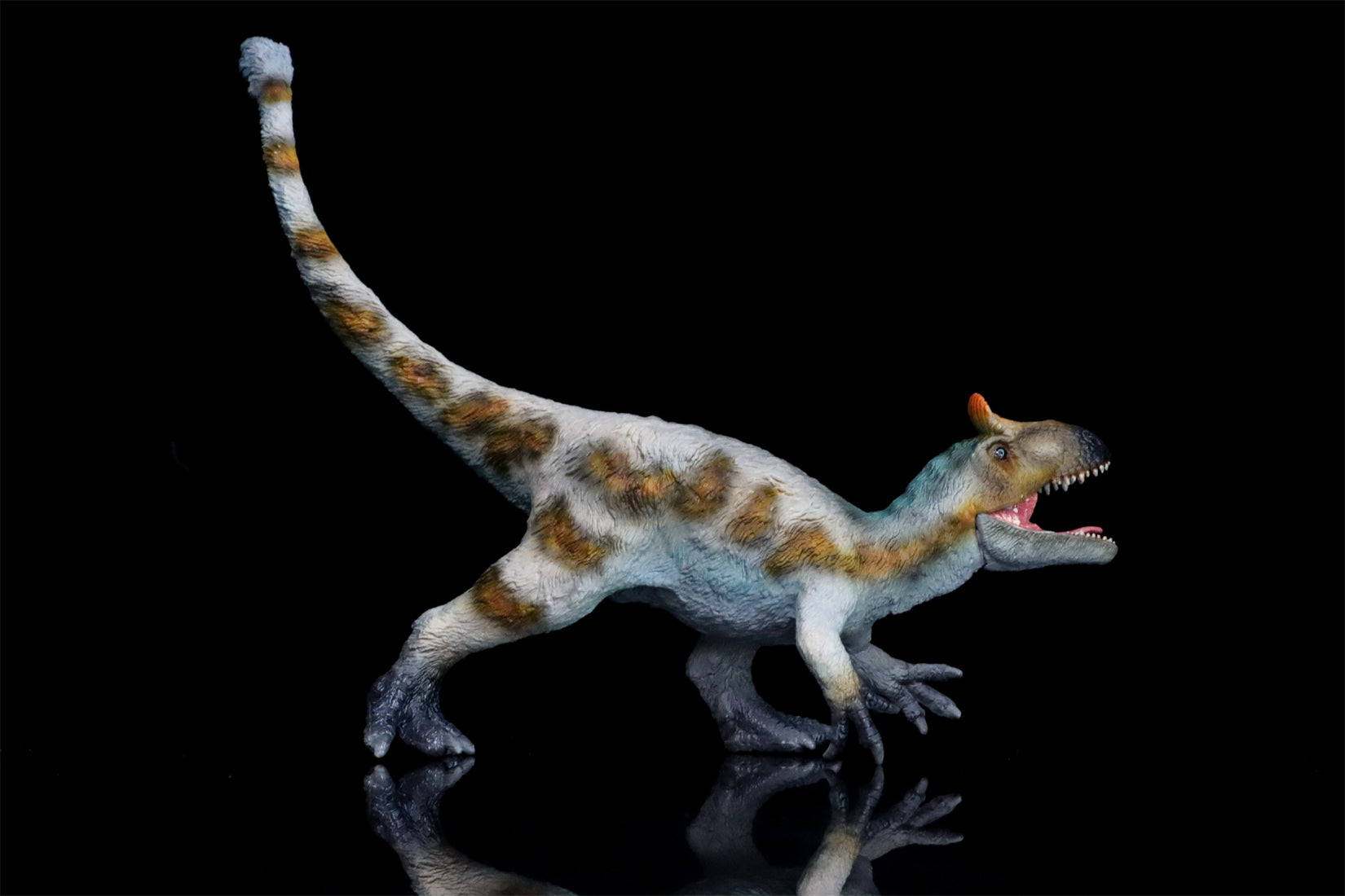 TNG Quetzalcoatlus Cryolophosaurus Saichania Sinosauropteryx Parasaurolophus Figure