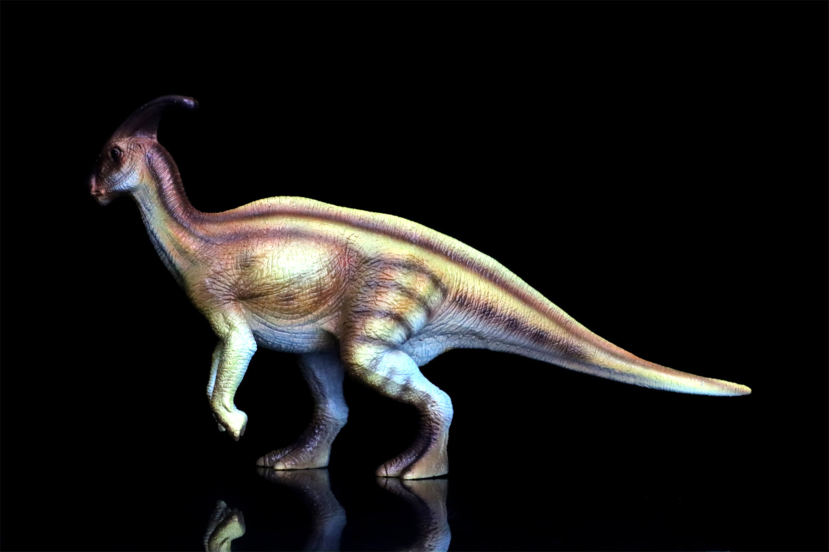 TNG Quetzalcoatlus Cryolophosaurus Saichania Sinosauropteryx Parasaurolophus Figure