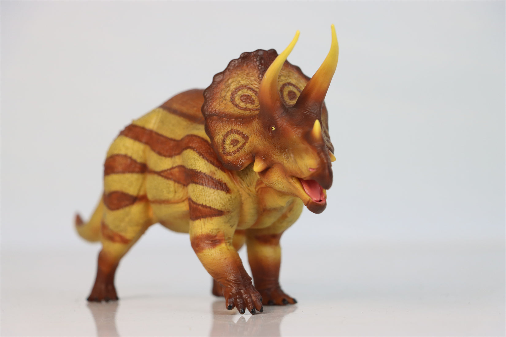 RECUR 1:35 Scale Triceratops Marsh Model