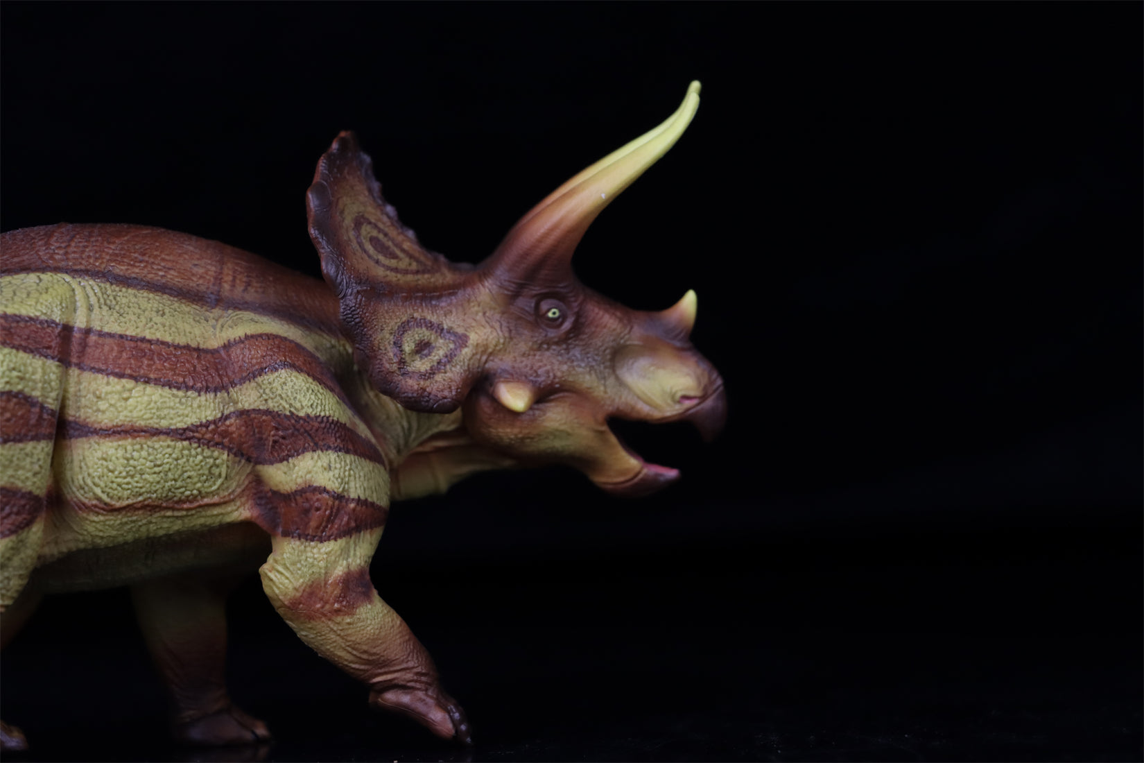 RECUR 1:35 Scale Triceratops Marsh Model