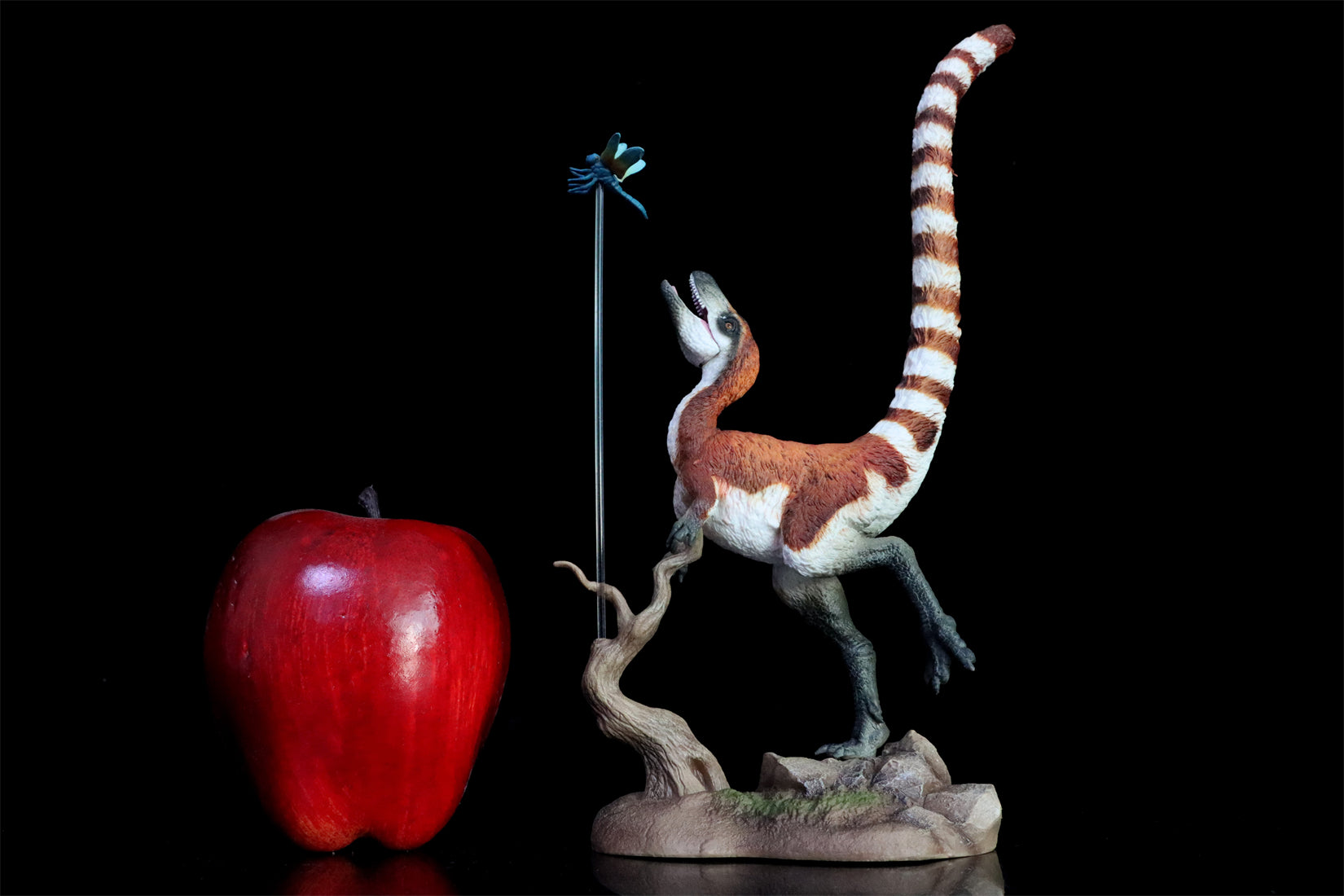 TNG Quetzalcoatlus Cryolophosaurus Saichania Sinosauropteryx Parasaurolophus Figure
