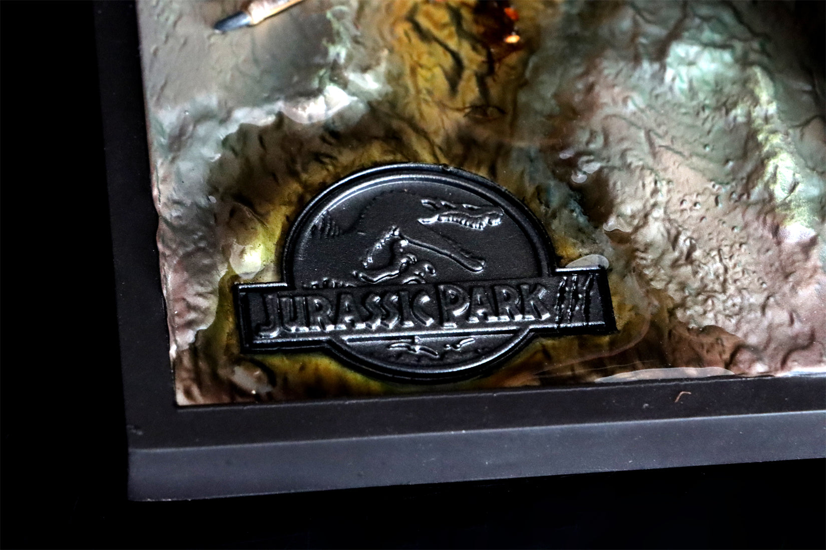 DINO DREAM 1:15 Scale Pteranodon Scene Statue
