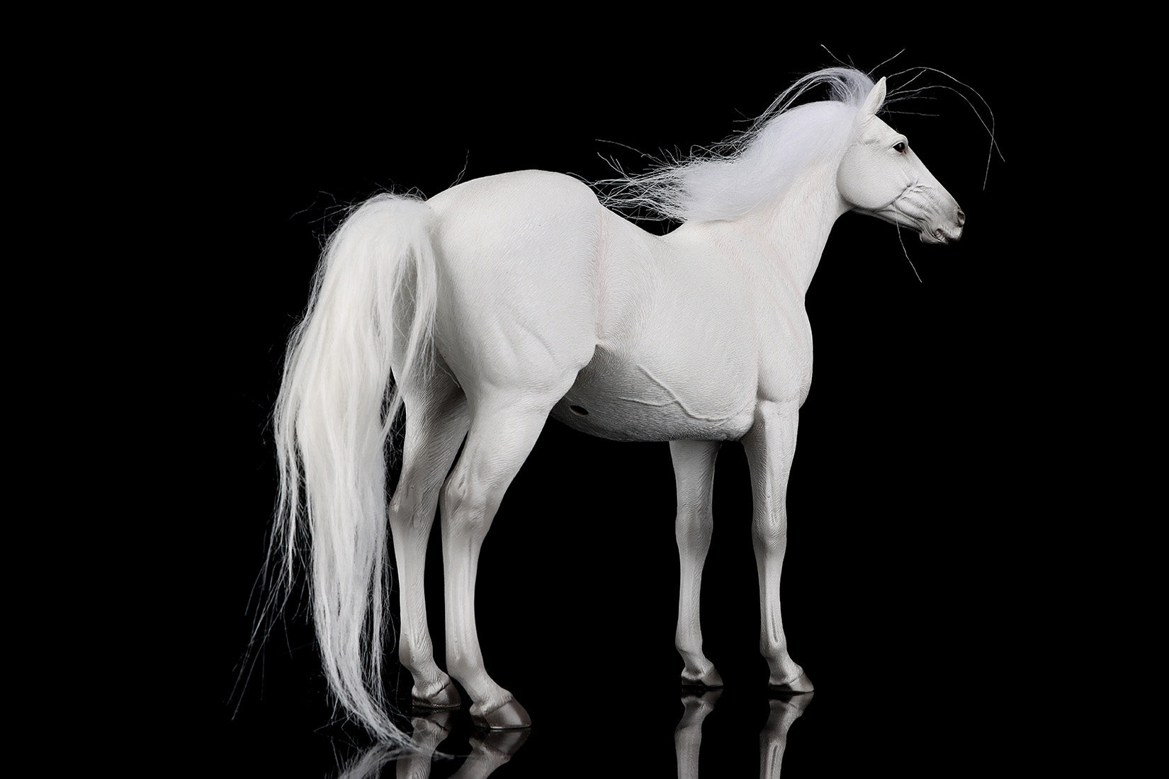 JXK German Hannover Horse Figure