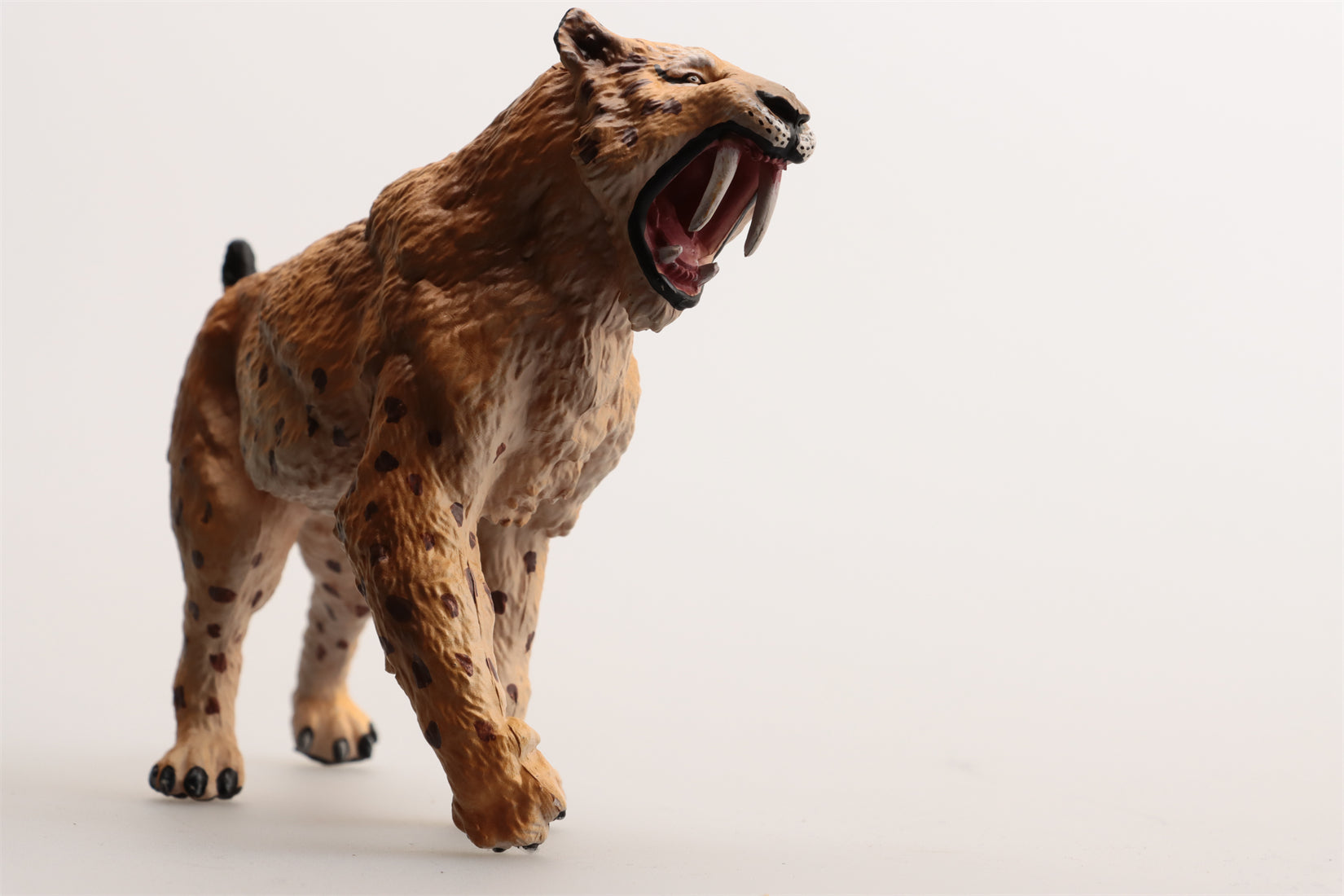 Earth Story Deinotherium Woolly mammoth Paraceratherium Figure