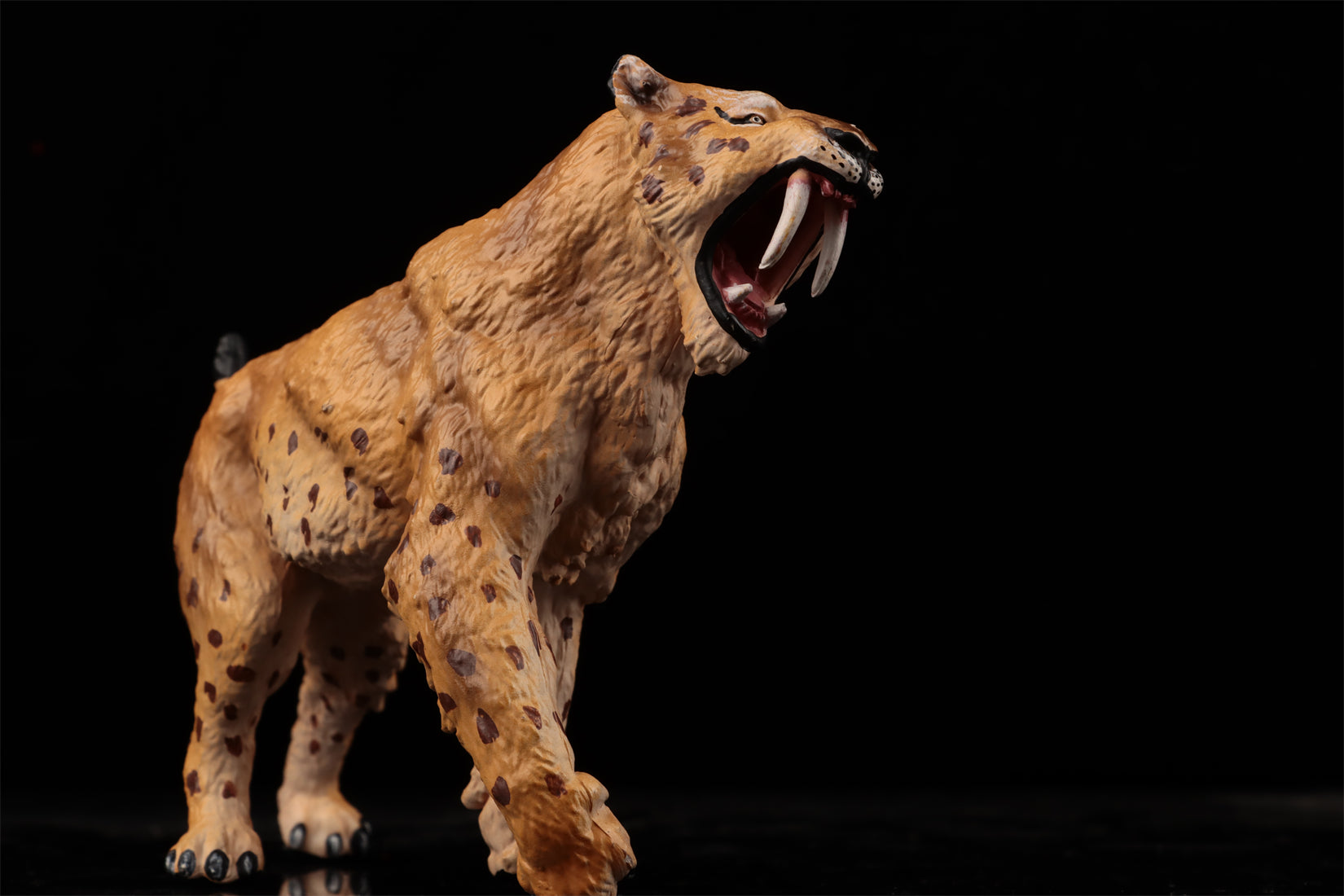 Earth Story Deinotherium Woolly mammoth Paraceratherium Figure